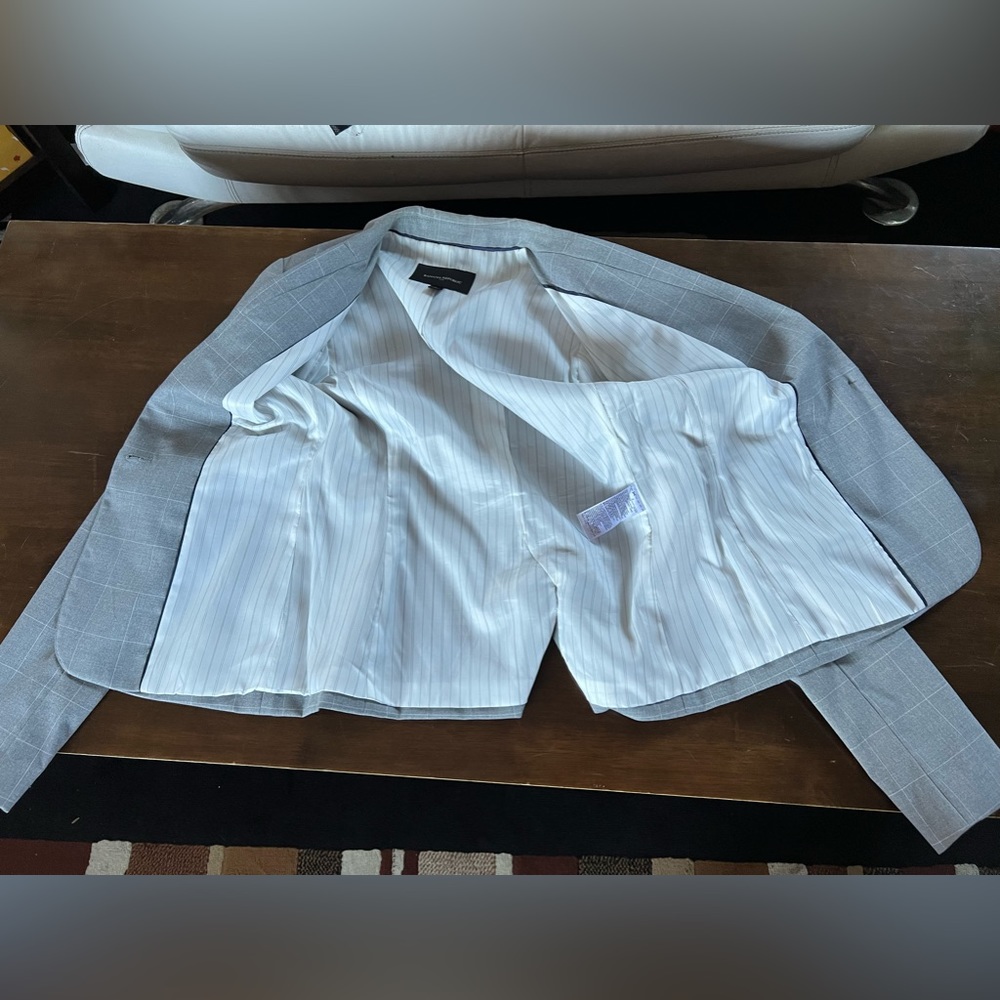 T1 Banana Republic suit - Picture 5 of 13